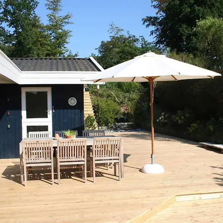 Holiday home 4 Star In Dronningmolle