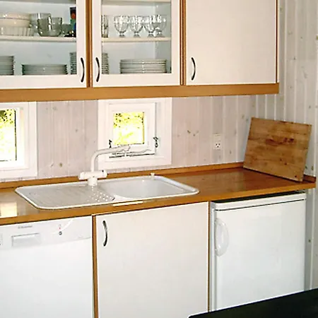 Nyaraló 4 Star In Dronningmolle